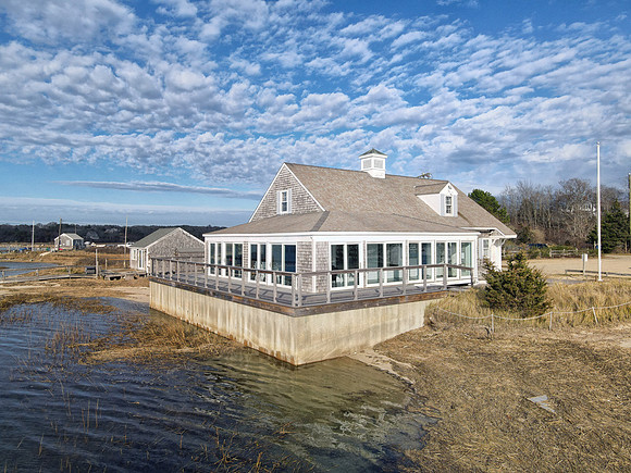 Pamet Harbor Yacht Club